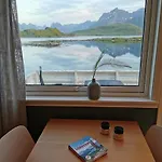 公寓 Panoramic Seaview For Two Persons By The Sea Hovdan